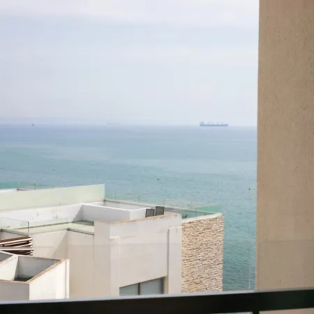 Palmove Luxurious Beachfront Apartament *