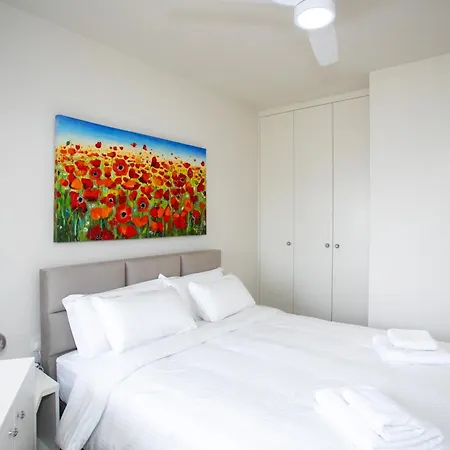 Palmove Luxurious Beachfront Larnaca