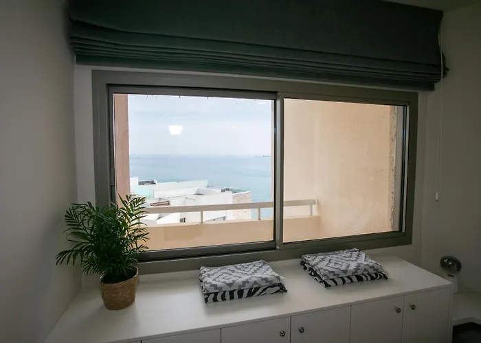 Apartament Palmove Luxurious Beachfront *
