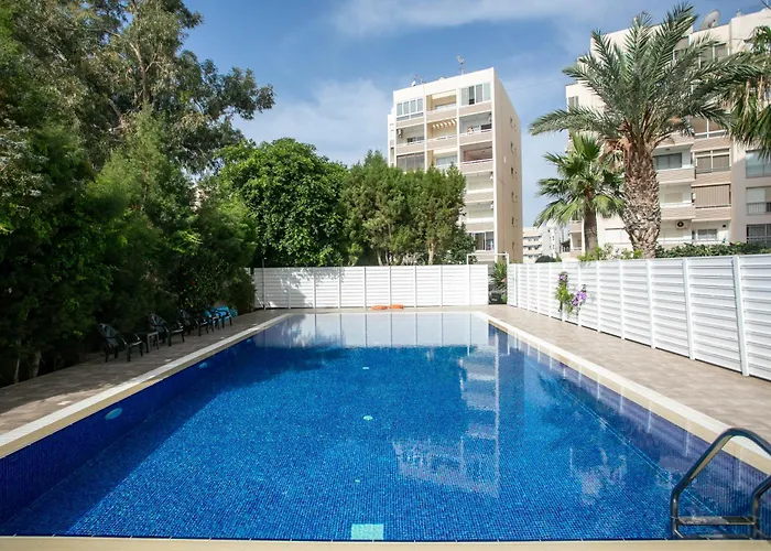 Palmove Luxurious Beachfront Apartament