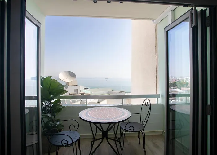 Palmove Luxurious Beachfront Larnaca