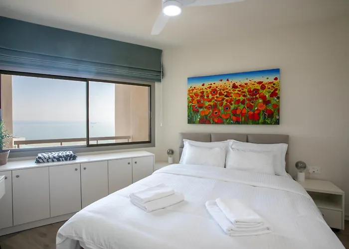 Apartament Palmove Luxurious Beachfront