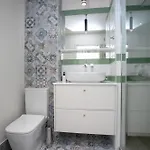 Palmove Luxurious Beachfront 아파트 *