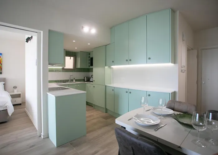 Palmove Luxurious Beachfront